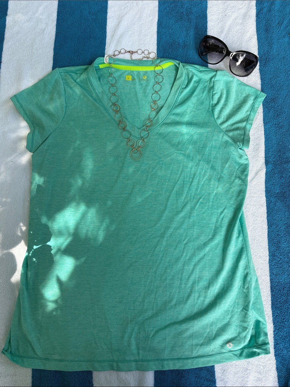 Xersion Short Sleeve V-Neck Tee in Aqua Mint